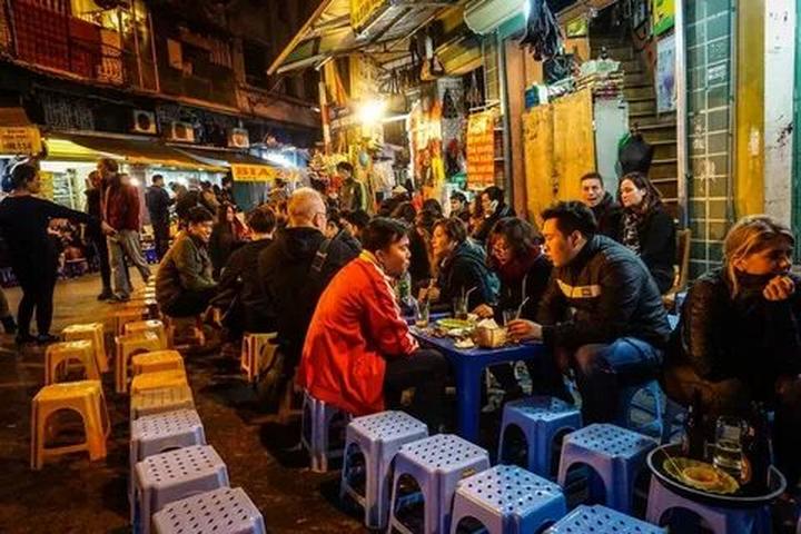 2. Tiêu đề: [Master the Art of Viral Video Marketing: Hotspot Matrix's Guide to