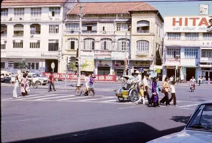 Hotspot Matrix: Chiến binh bí mật của chủ cửa hàng nhỏ